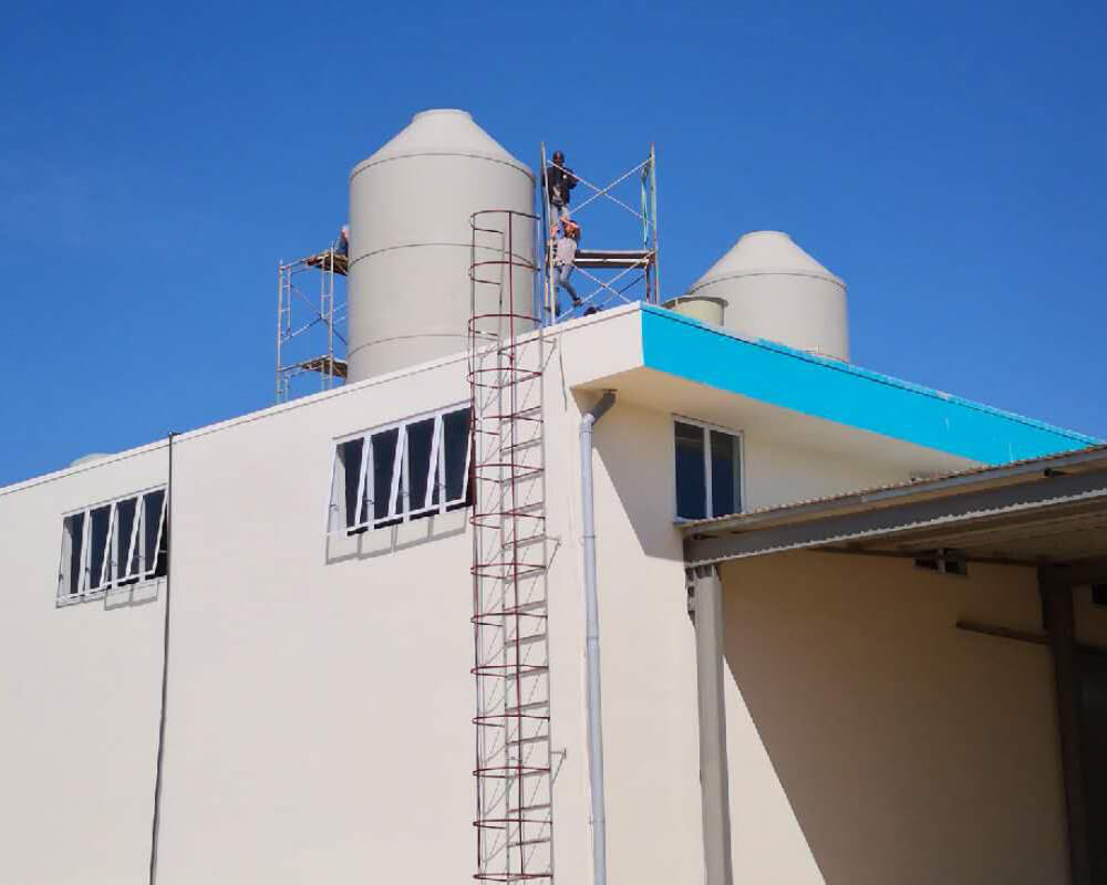 Tháp xử lý khí thải